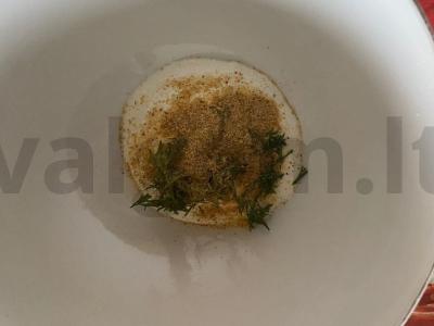 Kaimiškas bulvių patiekalas su grietine ir prieskoniais Žingsnis 6