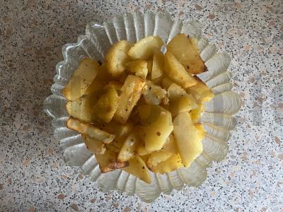 Kaimiškas bulvių patiekalas su grietine ir prieskoniais Žingsnis 10