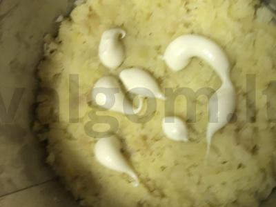 Mėgstama „Mimoza“ su sardinomis Žingsnis 4