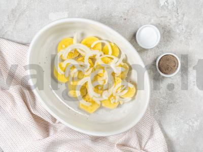 Prancūziška kiauliena su bulvėmis ir sūriu orkaitėje Žingsnis 1