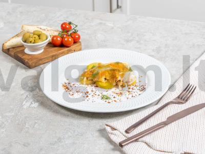 Prancūziška kiauliena su bulvėmis ir sūriu orkaitėje pagrindine nuotrauka