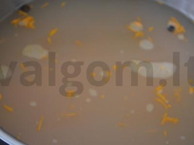 Namų žuvienė su šalotiniu svogūnu ir daržovėmis Žingsnis 3