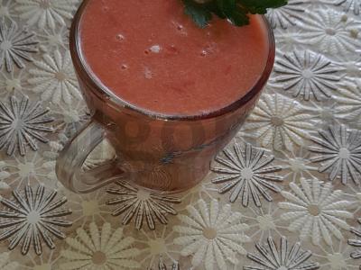 Pomidorų sultys iš dviejų ingredientų Žingsnis 3