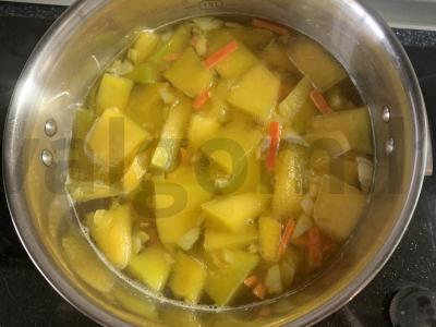 Moliūgų ir morkų tyrės sriuba su lydytu sūriu Žingsnis 3