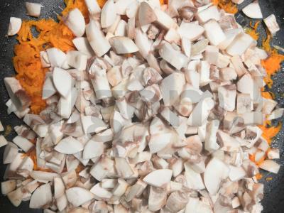 Grybų guliašas Žingsnis 3