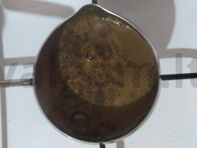 Turkiškas kava su kardamonu ir cinamonu kokosų piene Žingsnis 2