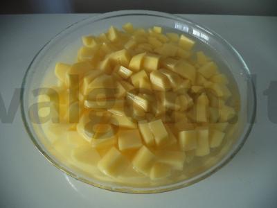 Sriuba su makaronais, paprikomis ir pomidorais Žingsnis 2