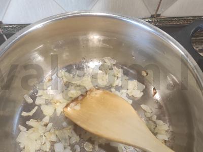 Grybų sriuba su meatballs Žingsnis 1