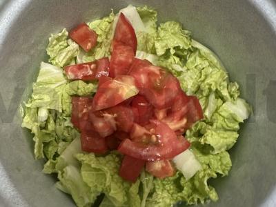 Skanus salotas su vištiena Žingsnis 3