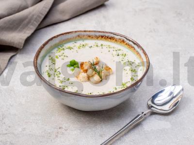 Žiedinių kopūstų sriuba-pyragas su grybais pagrindine nuotrauka