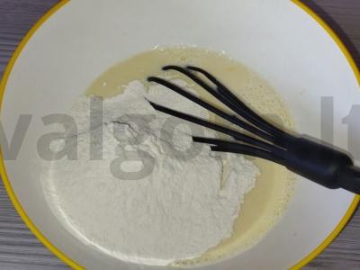 Ploni blynai su pienu pagal močiutės receptą Žingsnis 3