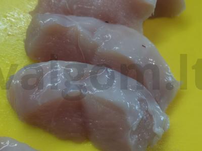 Vištienos krūtinėlės tešloje Žingsnis 1