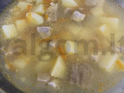 Ryžių sriuba pagrindine nuotrauka