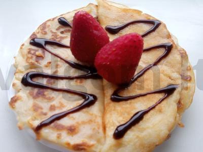 Skanūs blynai su acidofiliu pagrindine nuotrauka