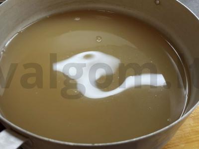 Šaltiena iš kiaulienos kulno ir jautienos pečių Žingsnis 6