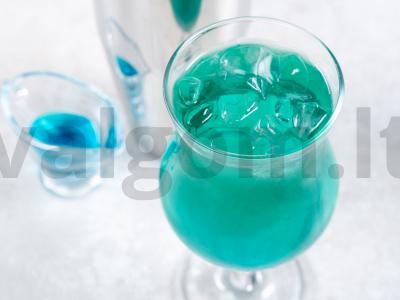 Kokteilis „Mėlynoji lagūna“ Žingsnis 2