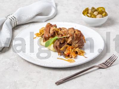 Kalakutienos filė su daržovių mišiniu lečo pagrindine nuotrauka