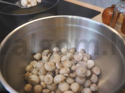 Marinuoti šampinjonai su čili pipirais Žingsnis 5