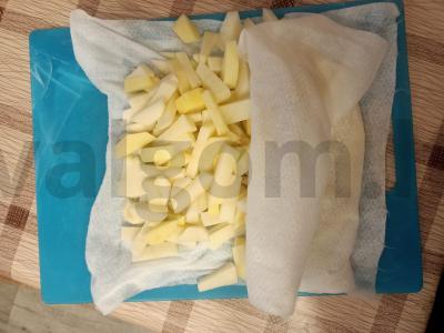 Keptos bulvės su cukinijomis Žingsnis 1