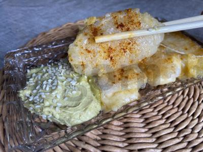 Sūrio lazdelės su avokado padažu pagrindine nuotrauka