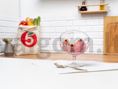 Jogurtinis ledas pagrindine nuotrauka