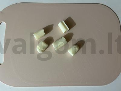 Auksinės vištienos filė kotletai su sūriu Žingsnis 3