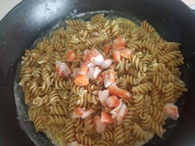 Makaronai su krevetėmis Žingsnis 5