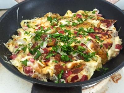 Omletas su bulvėmis ir dešra Žingsnis 9