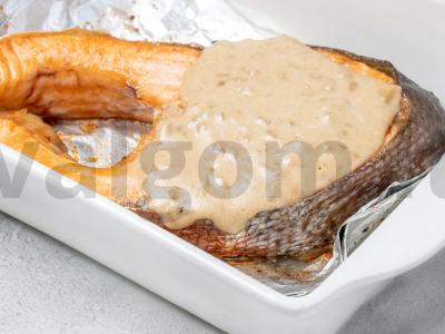 Kepta upėtakis su tahini padažu, koriandru ir granatu Žingsnis 3