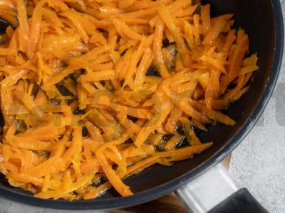 Kopūstų apkepas Žingsnis 4