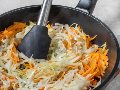 Kopūstų apkepas Žingsnis 5