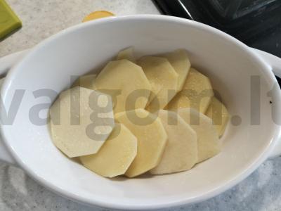 Žuvies faršo ir bulvių apkepas Žingsnis 1
