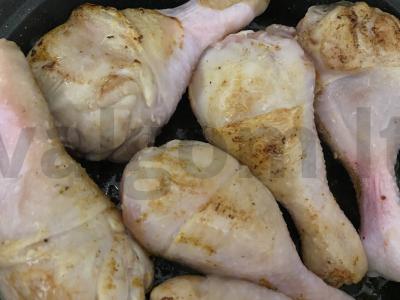 Vištiena grietinėlės padaže lėtoje viryklėje Žingsnis 1