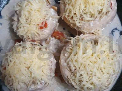 Įdaryti pievagrybiai orkaitėje Žingsnis 7