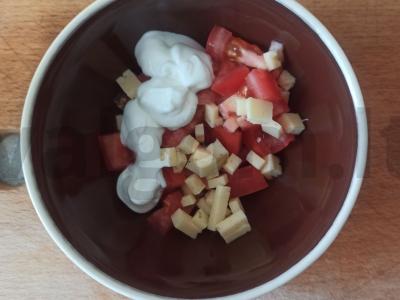 Bulvės su grybais ir pomidorų bei sūrio įdaru Žingsnis 3