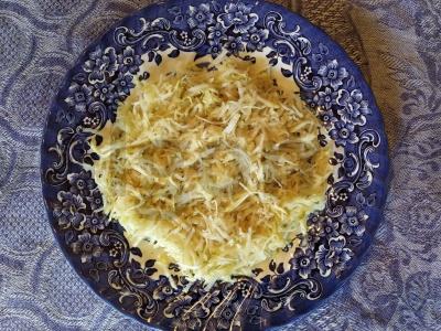 Salotas su salierų šaknimi, avokadu ir graikiniais riešutais Žingsnis 1