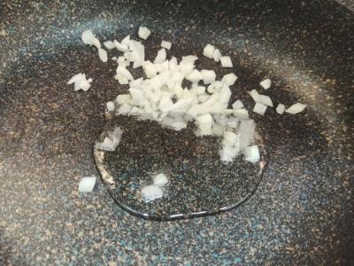 Kiaušinių ritinėliai su lęšiais ir svogūnais Žingsnis 2