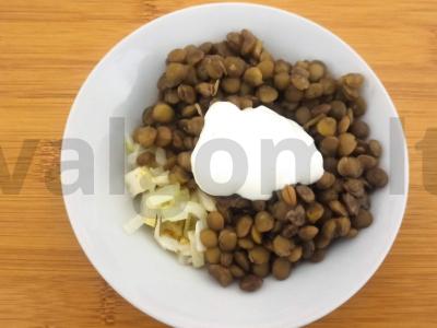 Kiaušinių ritinėliai su lęšiais ir svogūnais Žingsnis 4