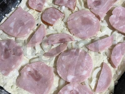 Pica su mocarela ir pomidorais Žingsnis 3