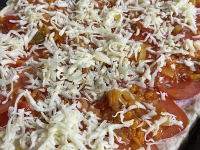 Pica su mocarela ir pomidorais Žingsnis 5