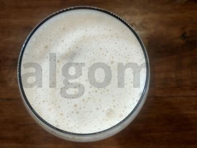 Sotūs kokteilis su kefyru ir šaltalankiais pagrindine nuotrauka