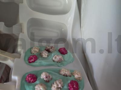 Grietinėlės ledai su žemės riešutais Žingsnis 9