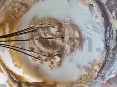 Blynų ritinys su obuoliais ir bananais Žingsnis 2