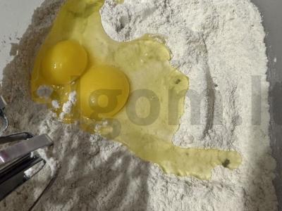 Originalūs blynai su bananais Žingsnis 1