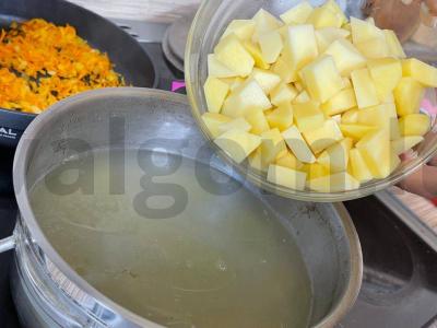 Sriuba su sūrio ritiniais Žingsnis 7