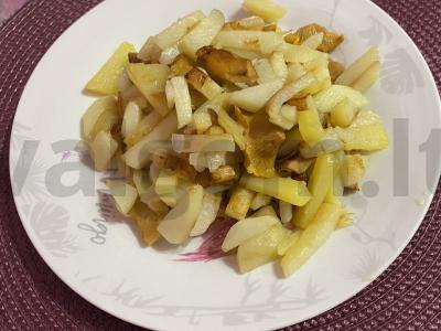 Keptukai su bulvėmis pagrindine nuotrauka