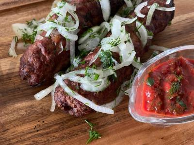 Lula kebabas, kuris pavyksta visiems pagrindine nuotrauka