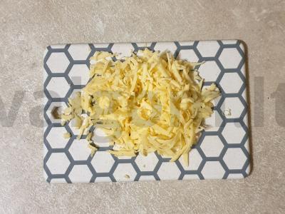 Pica ant mielinės tešlos Žingsnis 2