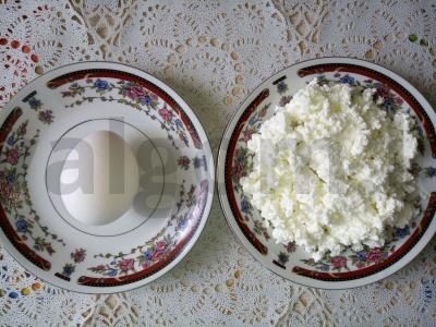 Varškės spurgos su sūrio įdaru arbatai Žingsnis 1