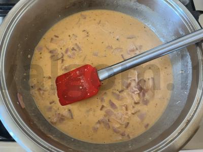 Sultingi makaronai su šonine sūrio padaže Žingsnis 4